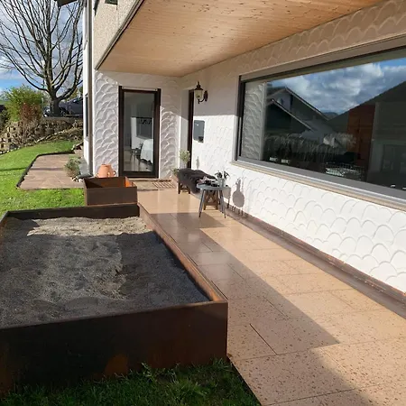 Appartement Ruhig, Sonnig Und Etwas Speziell