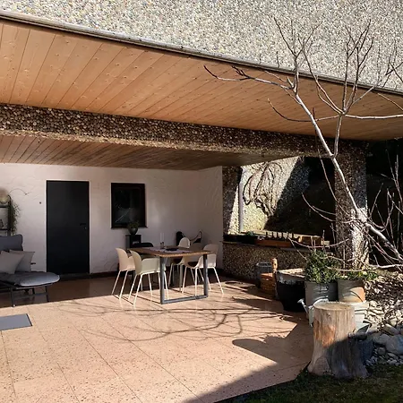 Ruhig, Sonnig Und Etwas Speziell